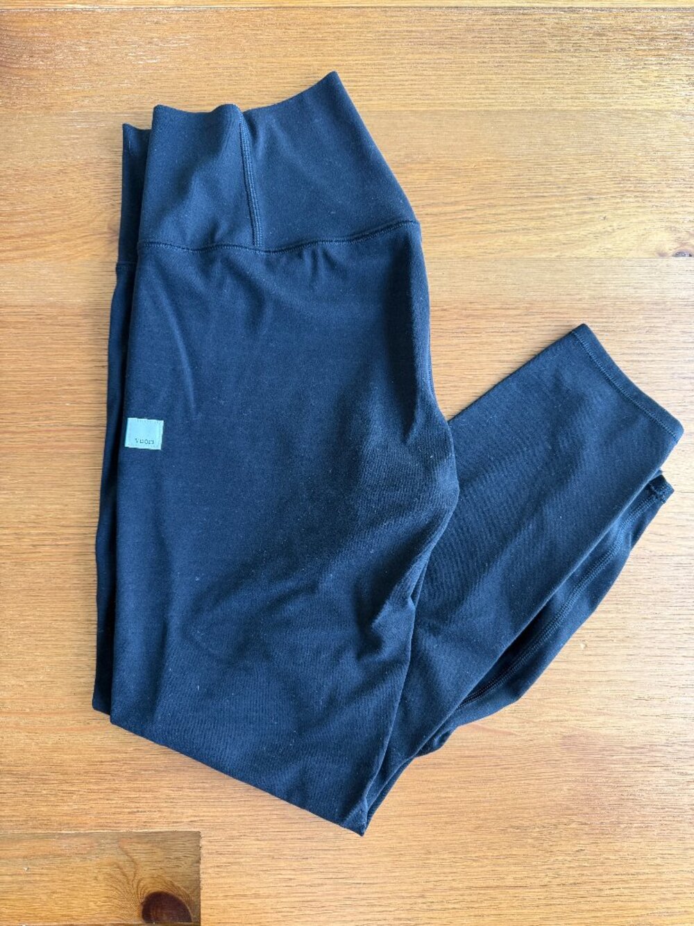 Vuori Black High Rise Cropped Leggings Women’s Size M
